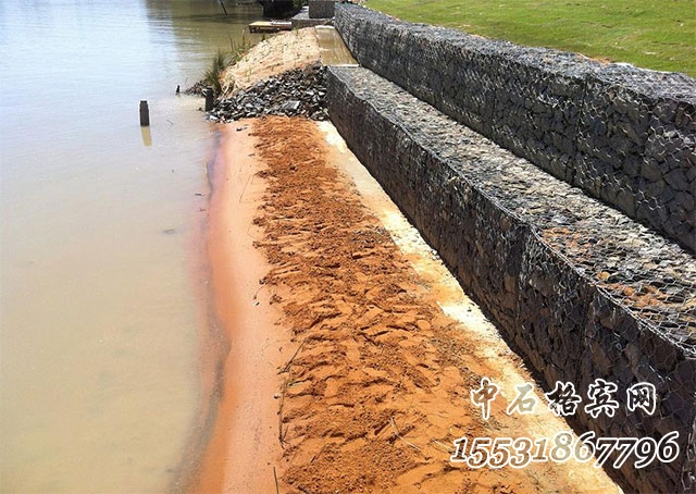 格賓網(wǎng)擋墻